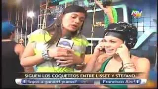 COMBATE Lisset y Stefano se besan [En una de las giras a provincia] 28/05/13