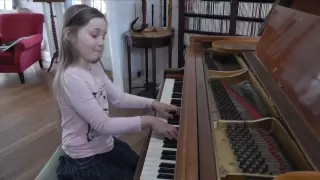 Alma Deutscher (8): Scarlatti: Sonata in F# minor, March 2013