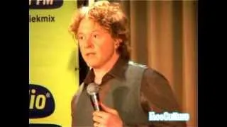 Mick Hucknall about the end of Simply Red and his future (2007)