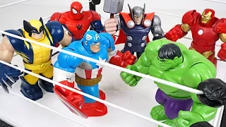 Marvel Battle Masters match on the ring - Hulk, Spier-Man, Thor, Iron Man, Wolverine - DuDuPopTOY