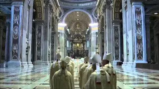 Papa Francesco apre la Porta Santa per il Giubileo della Misericordia HD