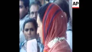 SYND 11 8 78 INDIRA GANDHI ADDRESSES MASS RALLY