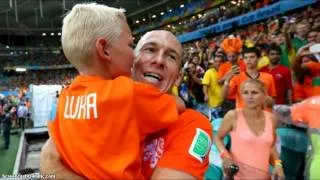 WOW!! Arjen Robben Consoles Crying Son After Holland Emotional 2-4 Loss To Argentina