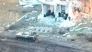 Combat and landing of troops from two BMP-3s in Rabotino