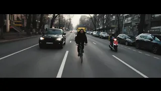 Как Курьер Доставляет Еду (Казахстан, Алматы) Fix Courier Track Street Riding