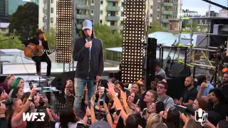 Justin Bieber singing What Do You Mean acoustic on the World Famous Rooftop - September 28, 2015