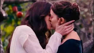 Emily & Sue in Dickinson Episode 1 | KISS Scene HD