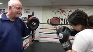 Pretty Boxer Learning How To Jab EsNews Boxing