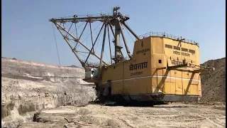 Coal mine - Giant Dragline excavator in action.