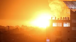 Izrael légicsapásokkal válaszolt a palesztin rakétákra