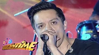 Bamboo performs 'Noypi' on It's Showtime