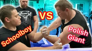 Schoolboy vs Kamil Jablonski Armwrestling practice