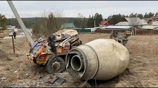 Водитель бетономешалки не справился с управлением ДТП под Иркутском