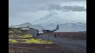 Jan Mayen (71°N 8°30’V) - Hercules C-130J landing, Olonkinbyen, Kvalrossbukta, Beerenberg 25.08.2022