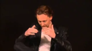 Tom Hiddleston talks Jurassic Park