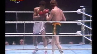 John Conteh vs Chris Finnegan 1