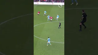 MAGICAL DRIBBLE! Man Utd vs Man City #shorts