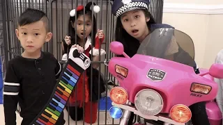 Pretend Play Police NEW COLORFUL PIANO - TOY THEFT 10