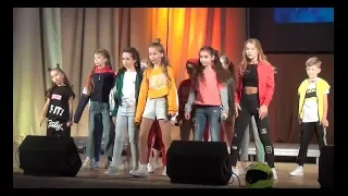 Танцы на кончиках пальцев - Детский хор Великан, Королёв 20.10.2018