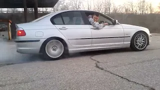 BMW E46 330i Burnout