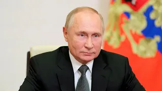 Путин поздравил работников железнодорожного транспорта с их профессиональным праздником