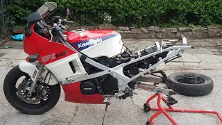 1985 Kawasaki GPZ600R Ninja Barn Find Restoration. Pt. 8. Compression test.