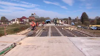 «Доводилось їхати у брід!»: на Буковині завершують будівництво мосту-довгобуду у Сторожинці