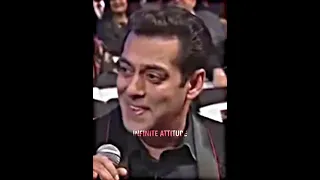 SHAH RUKH KHAN ON SALMAN KHAN || SALMAN KHAN ATTITUDE STATUS😈 #shorts #salmankhan