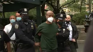 Suspect in custody after man shot on Manhattan subway