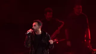 Guerriero (si commuove) Marco Mengoni 13-5-16 Palalottomatica