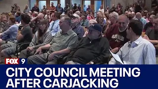 Minnetonka residents pack meeting after carjacking