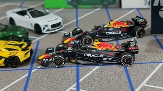 FirstLook Mini GT Formula 1 RedBull First Casting Max Verstappen #520 & Sergio Perez #538