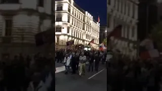 Мощный митинг в Белграде в поддержку России!