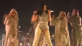 Rihanna Pose Live Anti World Tour Jacksonville