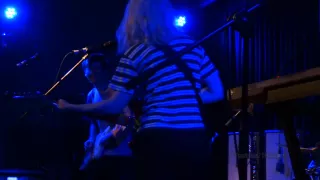 Alvvays -LIVE- "Archie, Marry Me" @Berlin Feb 10, 2015