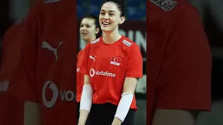 Zehra Gunes 💞 is  dancing 💃💃 with her trainer#zehragunes #viral #volleyball #short