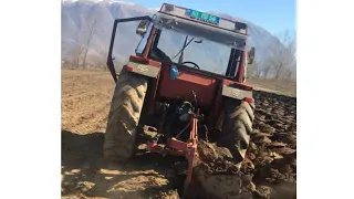 Fiatagri 80-90 DT Ploughing