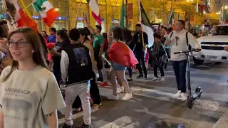 Video shows police standing by as large crowds cause traffic gridlock in downtown Chicago