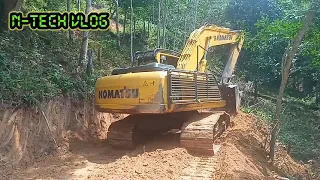 THE LATEST WAY A KOMATSU PC200 EXCAVATOR MAKES A CAR ROAD ON A HILL SLOPE@N-TECH Vlog