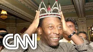 Pelé recebe troféu de “jogador da história” | CNN PRIME TIME