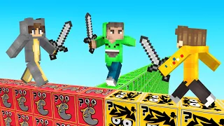 Minecraft 1v1v1 YouTuber Lucky Block Wall Battle!