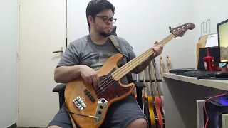 Iron Maiden - The Clairvoyant fretless bass cover