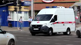 Yelp siren and strobe light blue: Russian ambulance car
