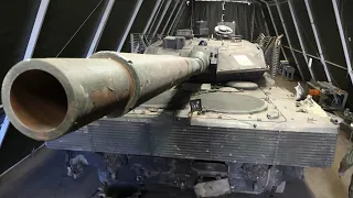 Repair of Ukrainian Leopard 2A6 tank by Russian mechanics
