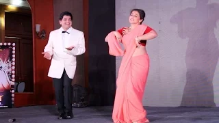 Vidya Balan & Mangesh Desai dancing on Shola Jo Bhadke song of Ekk Albela