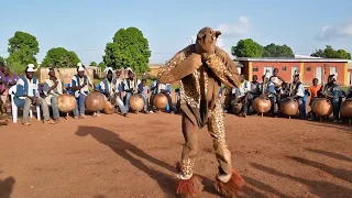 Le Boloye ou la danse des hommes panthères ( Korhogo )