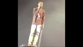 Travis scott refusing to stop the show while people are passing out at his concert
