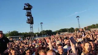 Green Day crowd sings Bohemian Rhapsody - Hella Mega Tour, Groningen, June 22nd 2022.