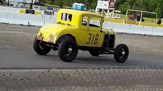 Pinetree Jamboree 2021 Winterport Dragway Maine. Traditional hotrods, flatheads bangers 1932 Ford 32