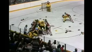 Blackhawks - Canucks brawl 1/24/79